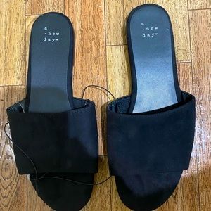 A new day Heidi sandals, black size 9